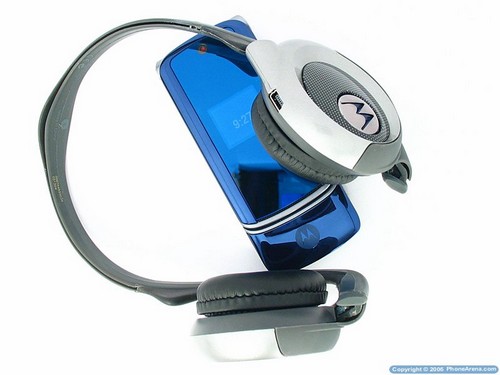 MOTOKRZR K1 с Bluetooth стереогарнитурой