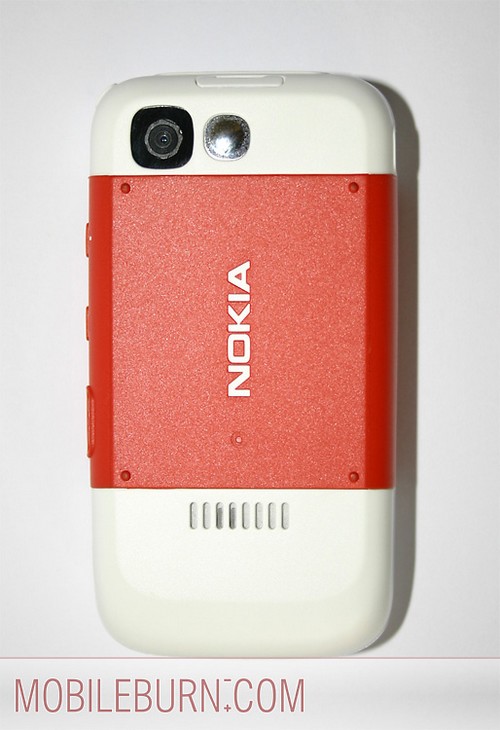 Nokia 5300 - Тыльная панель