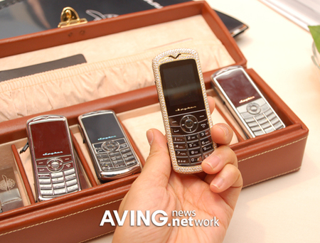 bar-type_diamond_handset_3-thumb.jpg