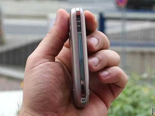Розовый HTC Touch - 4