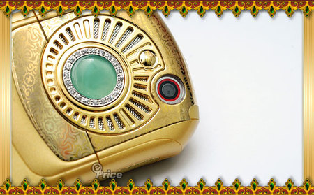 Nokia_N73_Golden_8