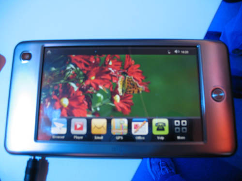 intel-mobile-internet-device-8.jpg
