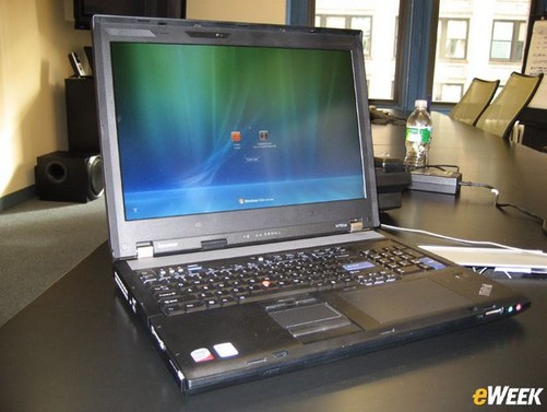Lenovo_w700ds_live_4