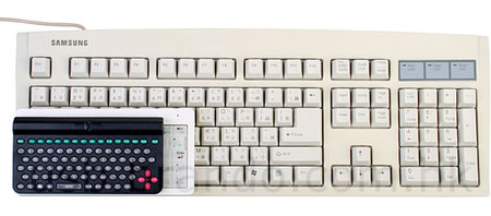 mini_bluetooth_keyboard_3-thumb-450x198