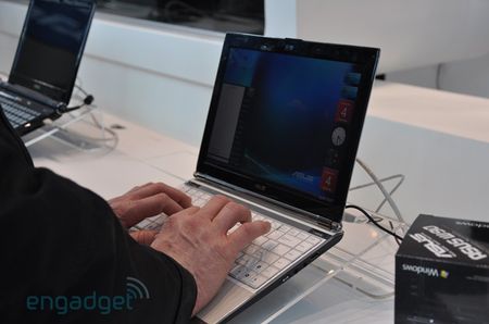 asus-ux-series-cebit_1776