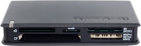 delkin-usb-3-universal-memory-card-reader