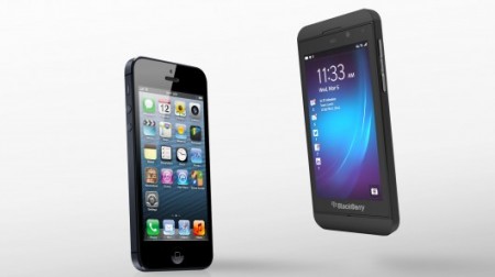 blackberry-z10-vs-iphone-5